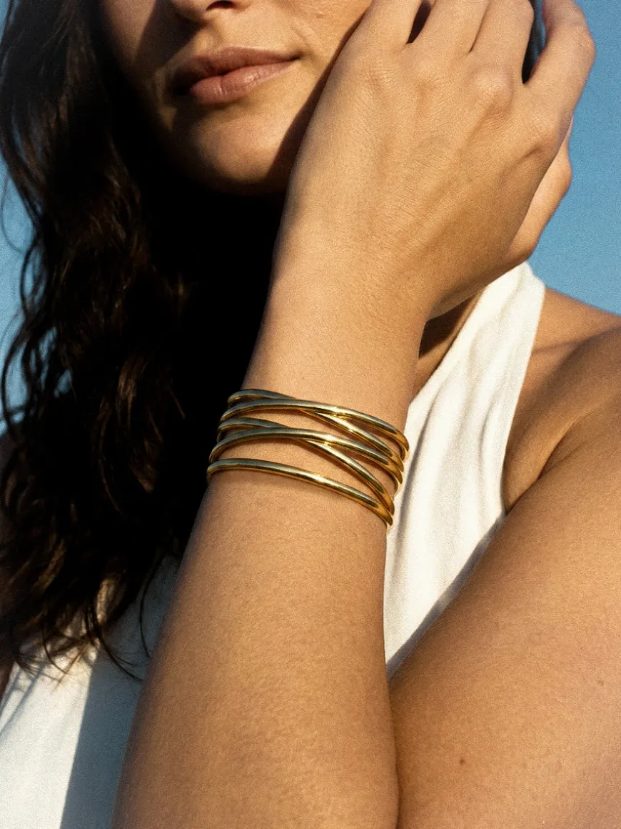 Airy Interwoven Armcuff