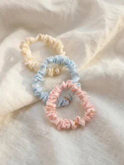 Blissful Pure Silk Scrunchie Cream Pink