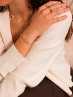 Blossom Moment White ARMBAND