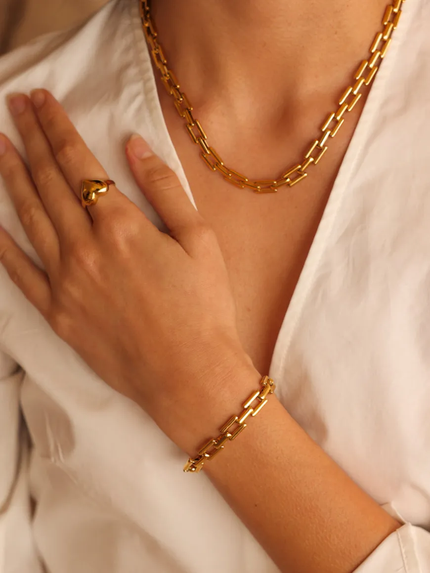 Bold Connection ARMBAND