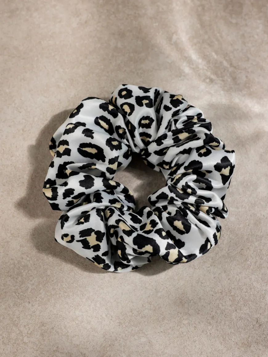 Bold Leopard Scrunchie