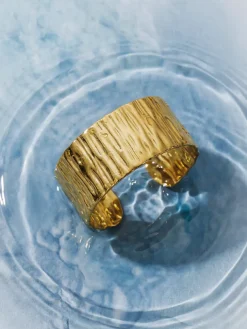 Bold Ripple Armcuff