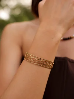 Boundless Harmony Armcuff