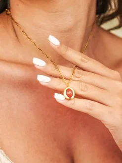 Chasing Starlight Amber Kette