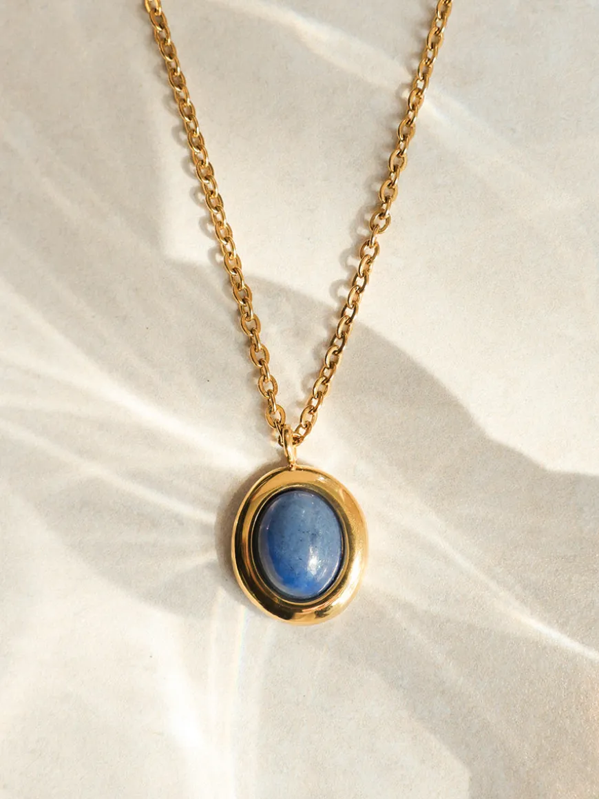 Chasing Starlight Dark Blue Kette