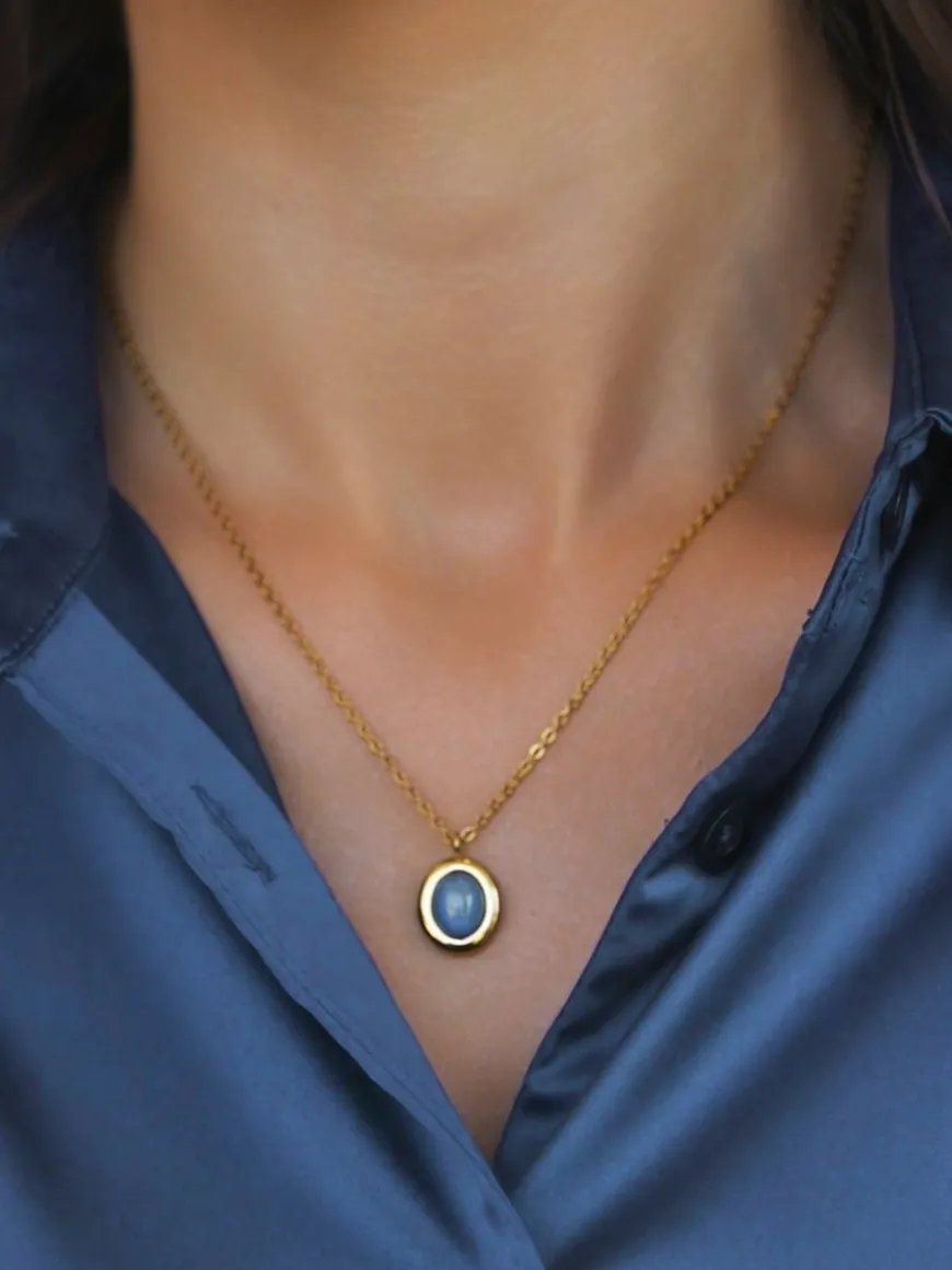 Chasing Starlight Dark Blue Kette