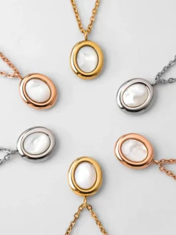 Chasing Starlight White Kette