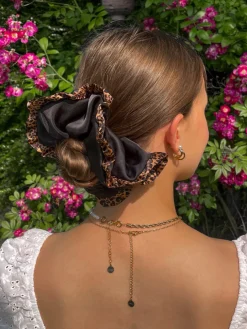 Chic Charm Leopard Scrunchie