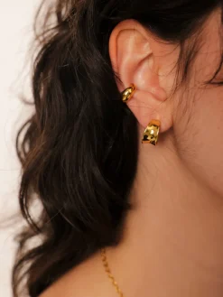 Chic Harmony Earcuff