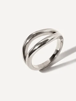 Chic Wave Ring