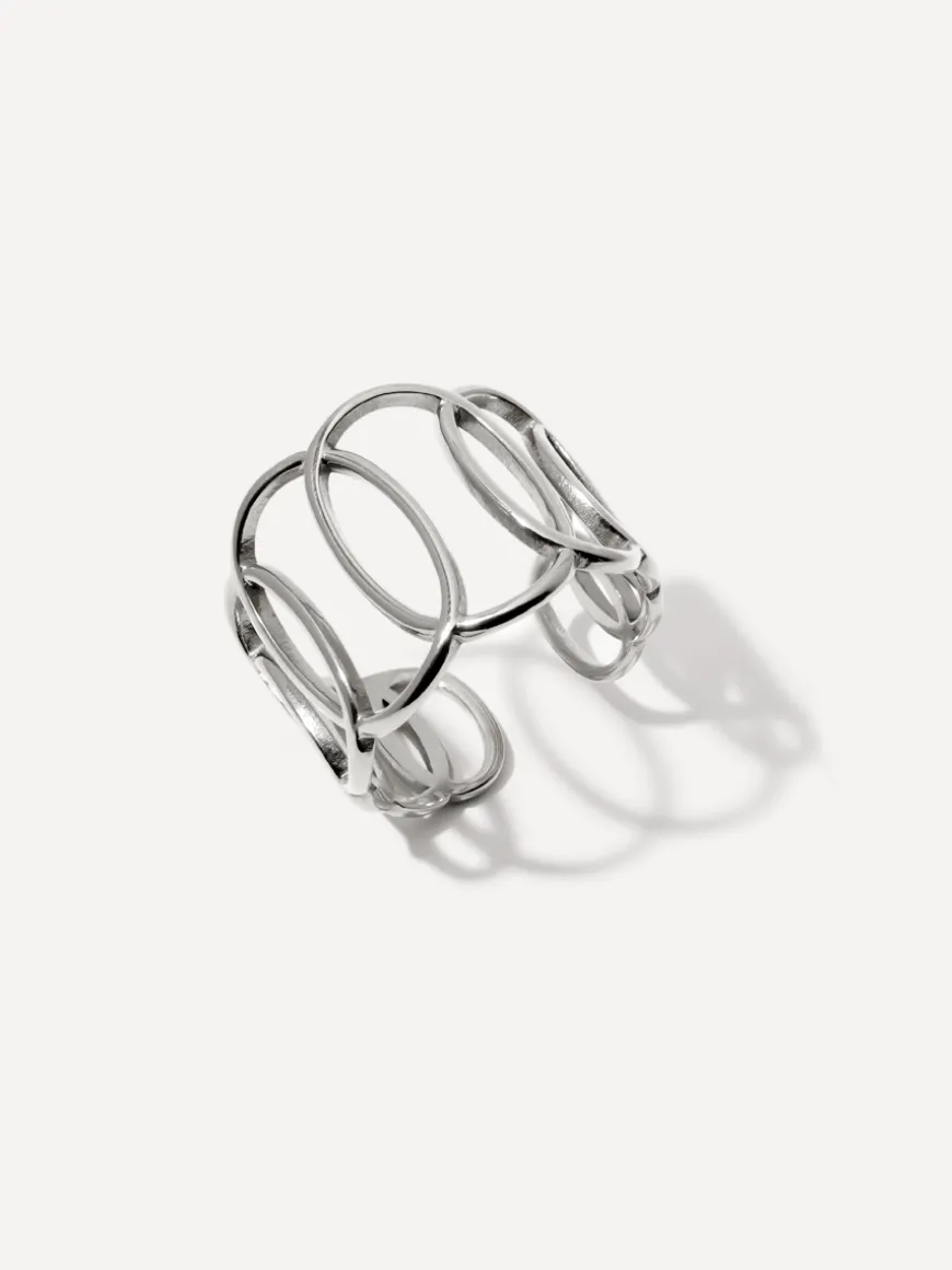 Circle Interlace Ring
