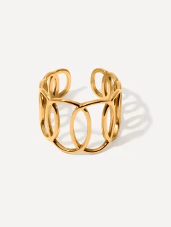 Circle Interlace Ring