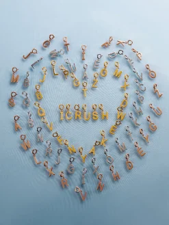 Classic Letter Ketten-Charms