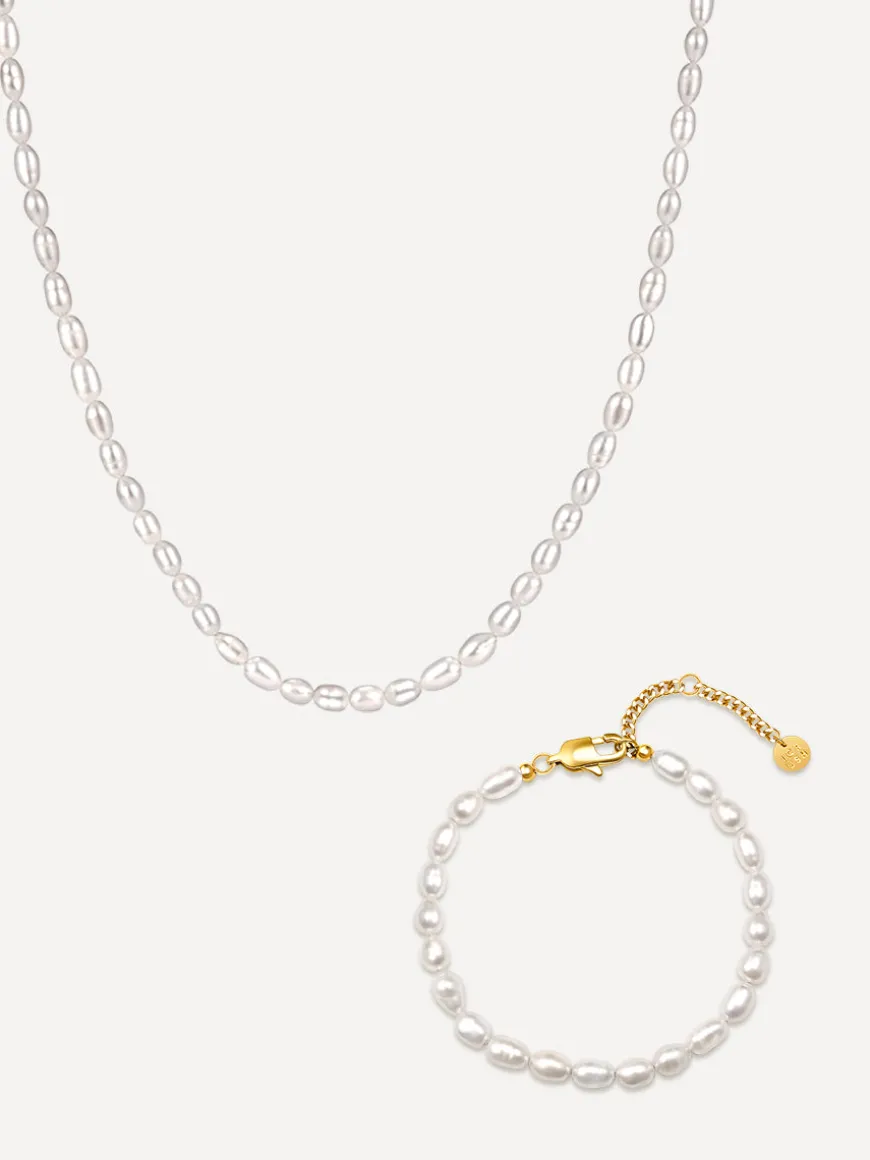 Classic Pearls Set