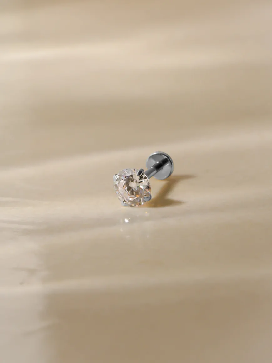 Classic Shine Small Titan Piercing