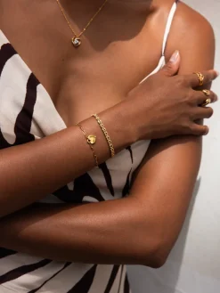 Consistent Heart ARMBAND