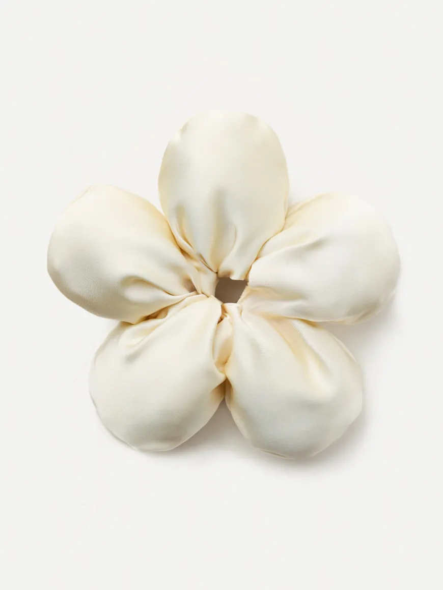 Cream Blossom White Scrunchie