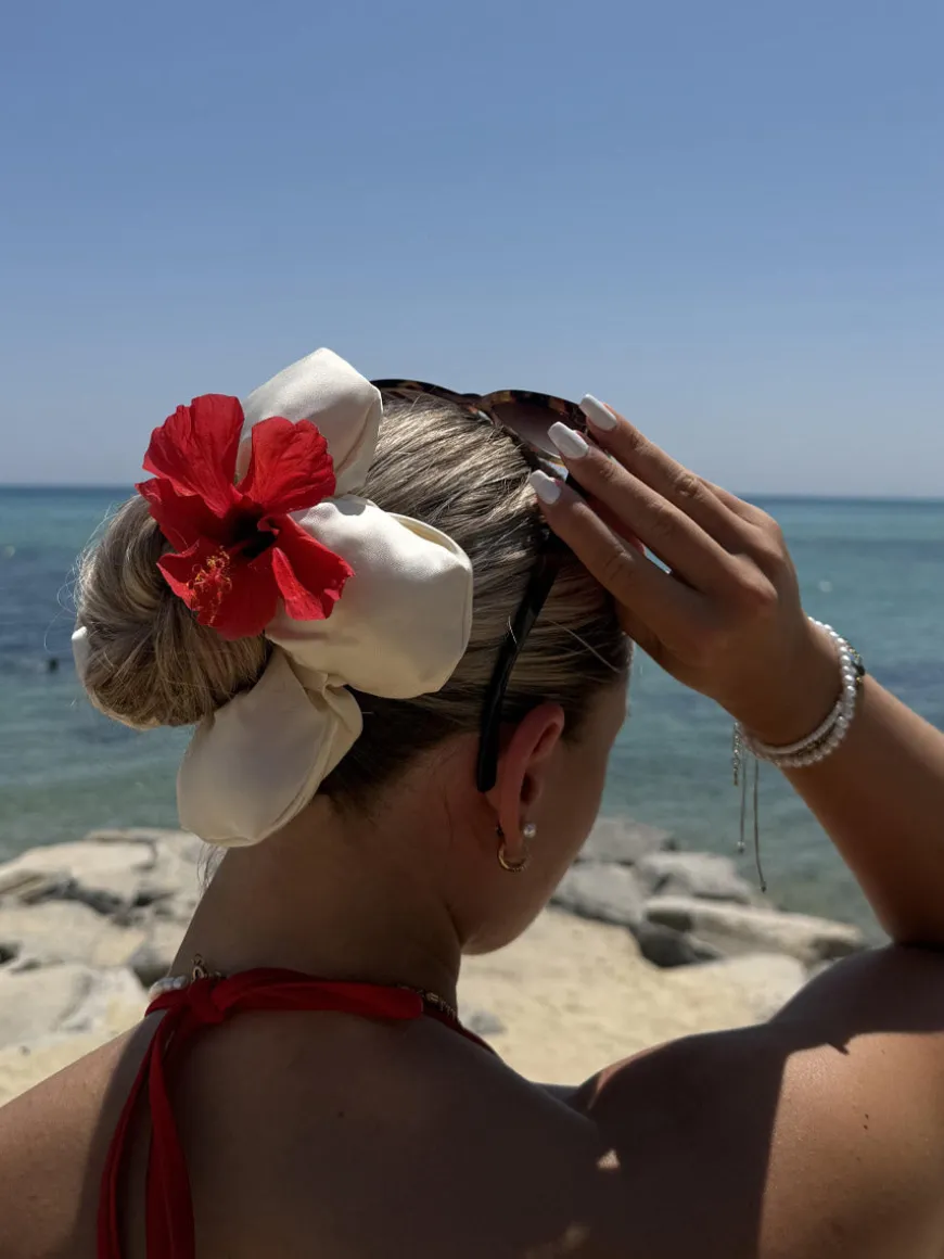 Cream Blossom White Scrunchie
