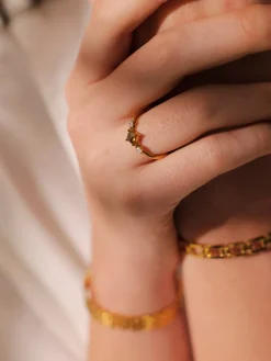 Crystal Shine Ring