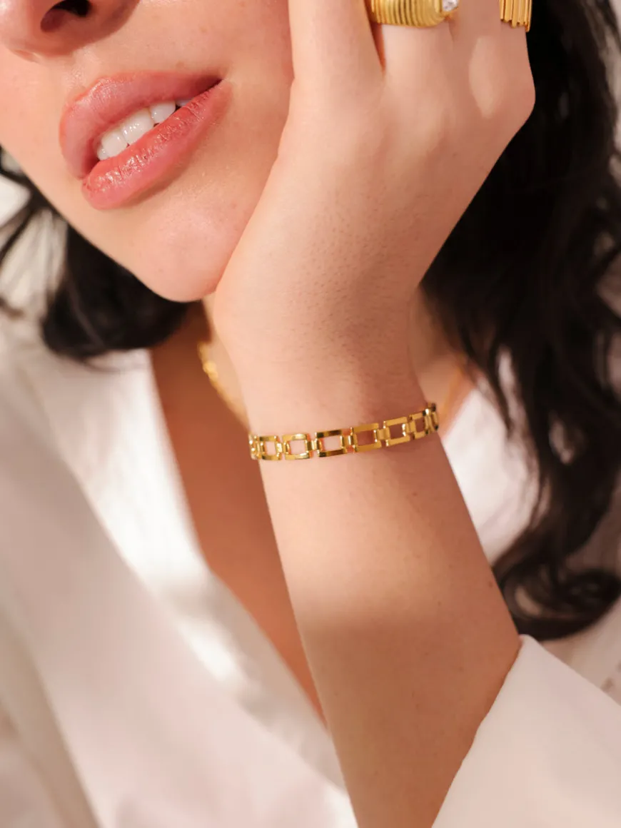 Dainty Loop Armcuff