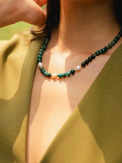Dawn Pearl Green Kette