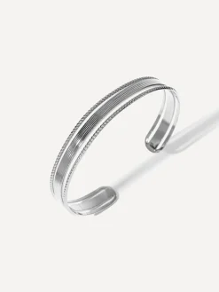 Delicate Edge Armcuff
