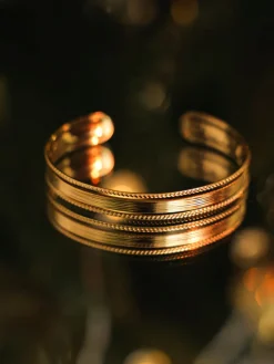 Delicate Edge Armcuff