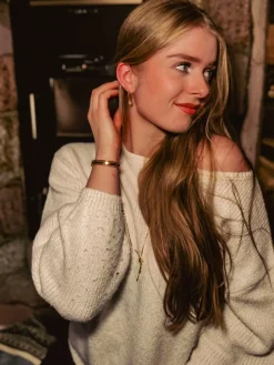 Delicate Edge Armcuff