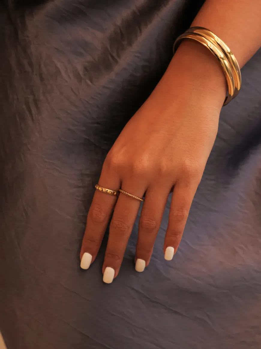 Delicate Groove Ring