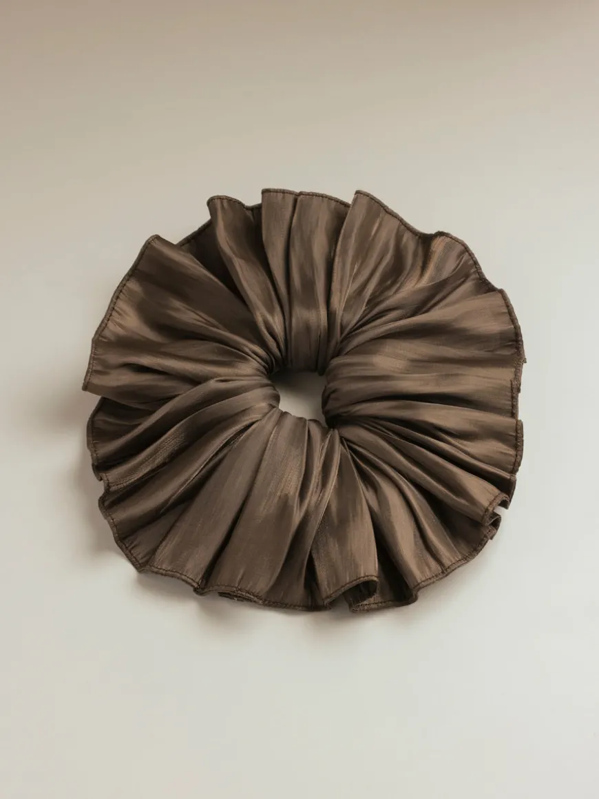 Delicate Wave Light Brown Scrunchie