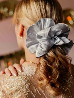 Delicate Wave Light Grey Scrunchie