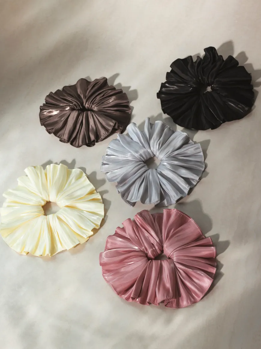 Delicate Wave Pink Scrunchie