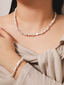 Delightful Pearl Set