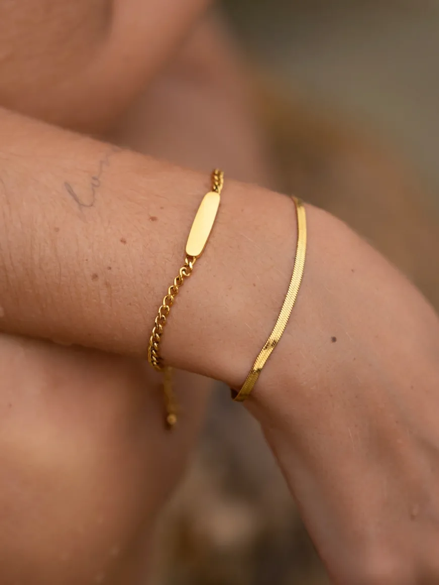 Determined ARMBAND