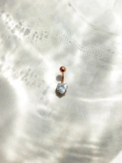 Diamond Heart Bauchnabelpiercing
