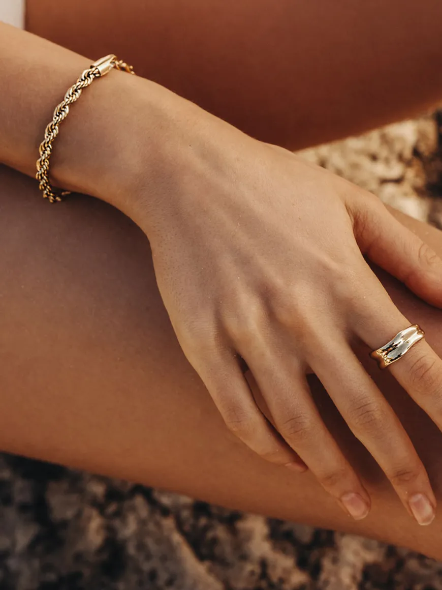 DNA Armband
