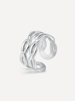 Double Twist Ring