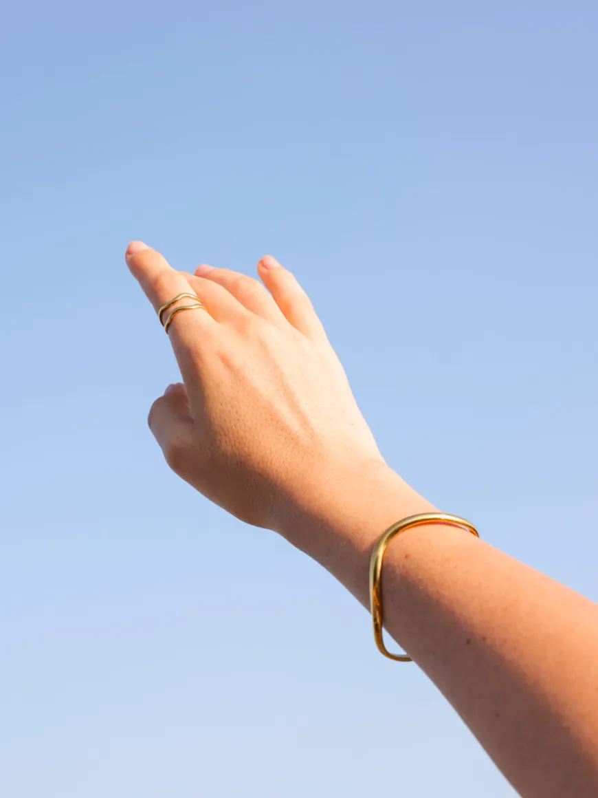 Dreamy Wave Armcuff