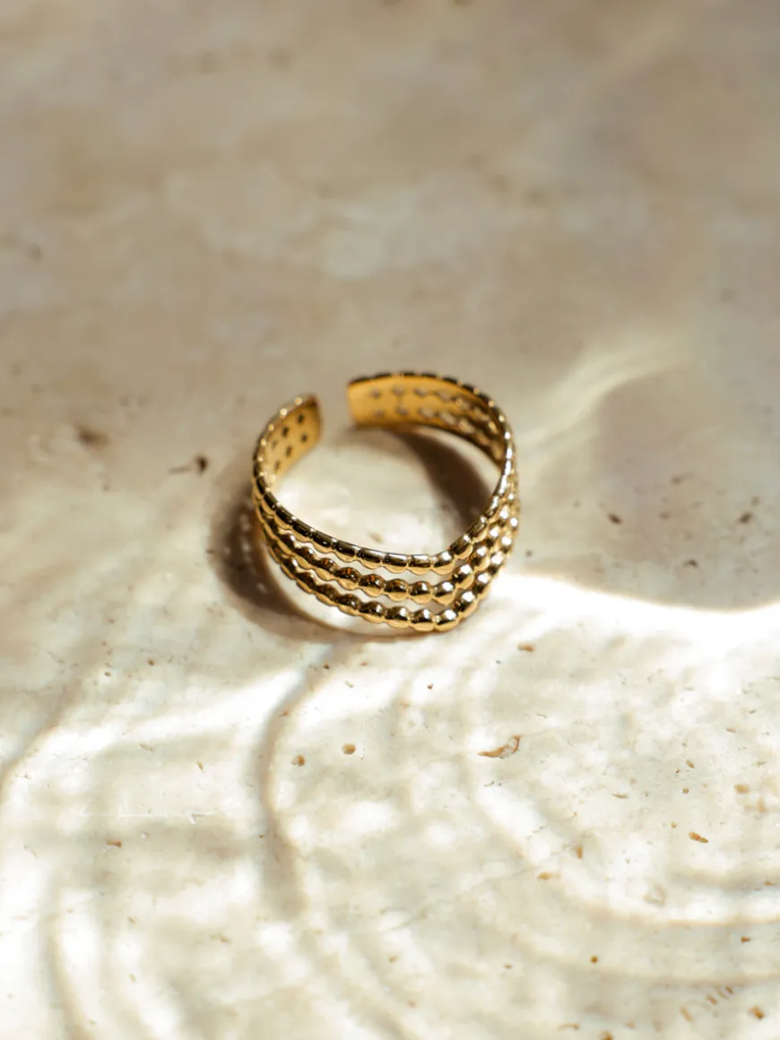 Dynamic Beads Ring