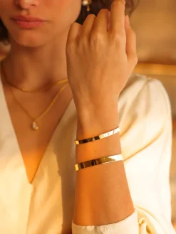 Eclipse Halo Medium Armcuff