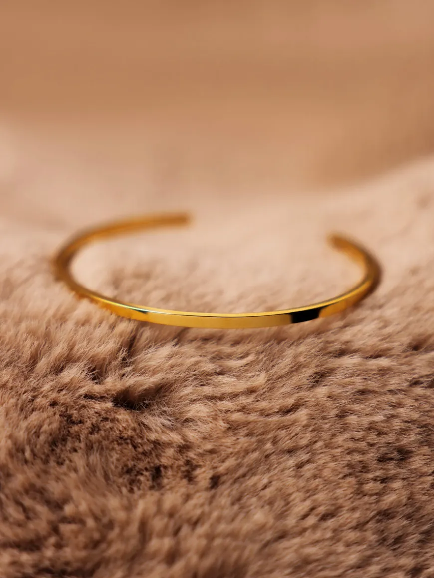 Eclipse Halo Thin Armcuff