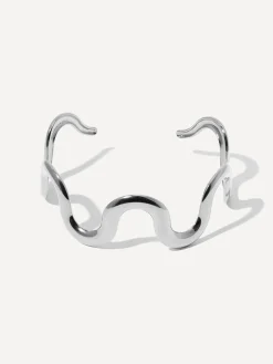 Elegance Wave Armcuff
