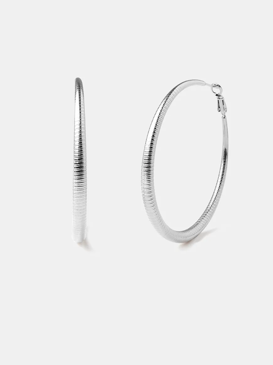 Elegant Loop Ohrringe