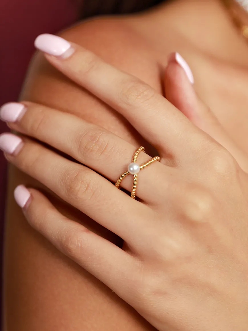 Elegant Pearl Ring