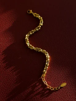 Elegant Thread ARMBAND