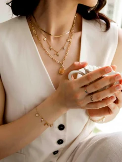 Embrace Love Set