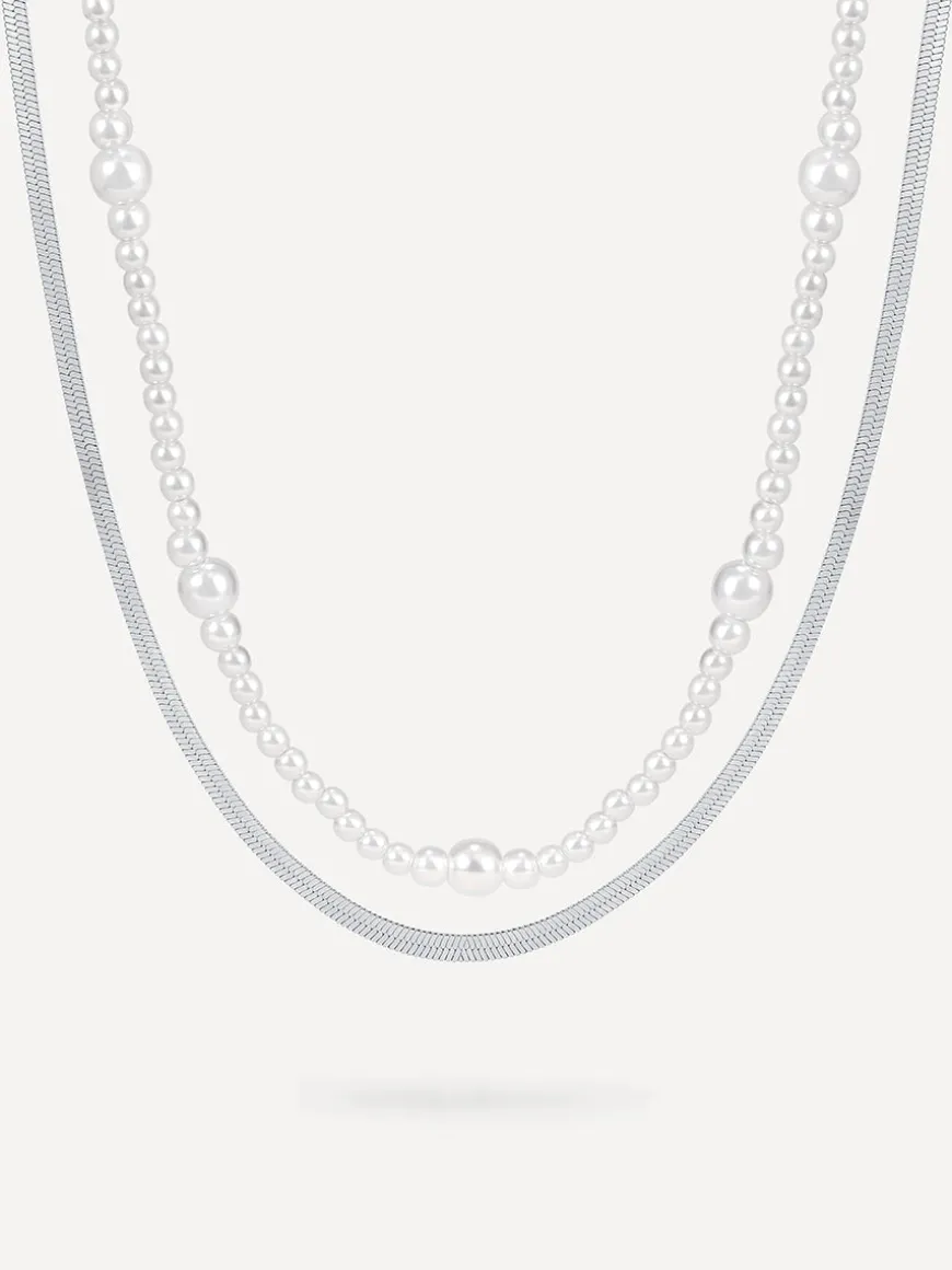 Enchanting Pearl Layered Kette