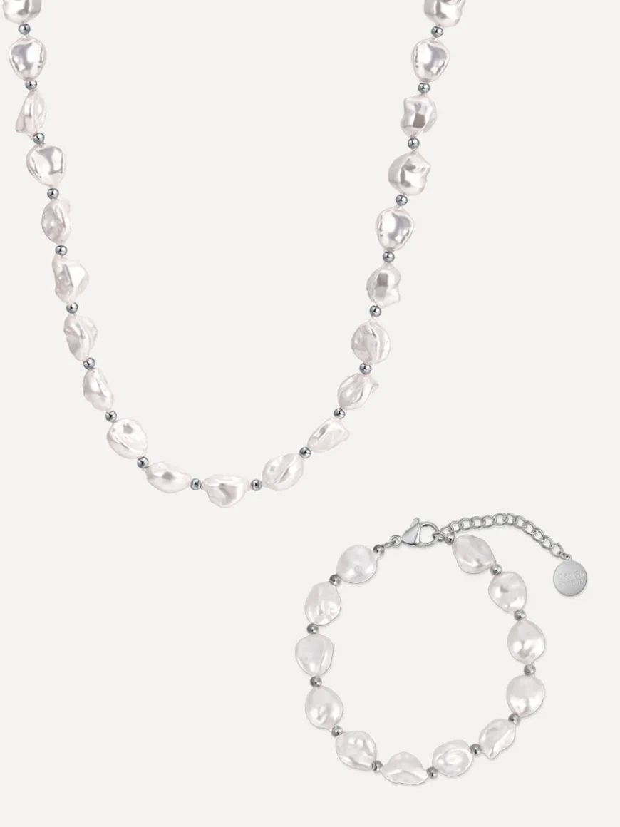 Enchanting Pearl Set