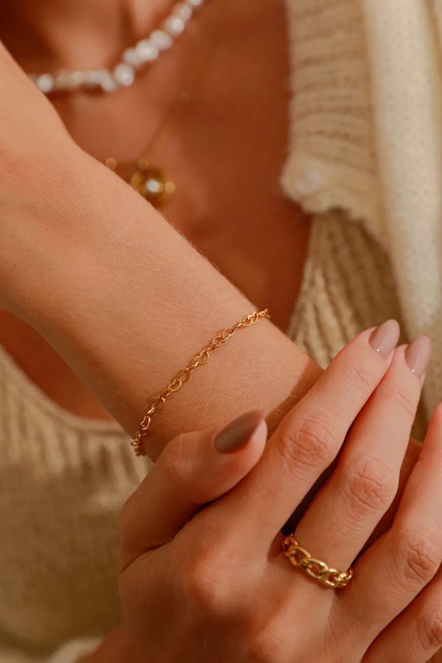 ENDLESS LOVE ARMBAND