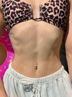 Ethereal Spark Blue Titan Bauchnabelpiercing